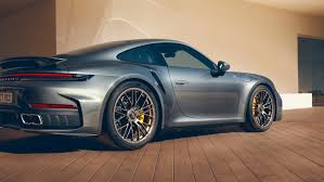 porsche 911 turbo s